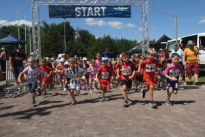 Rund 370 Laufbegeisterte starteten beim 21. Ansmann Cup